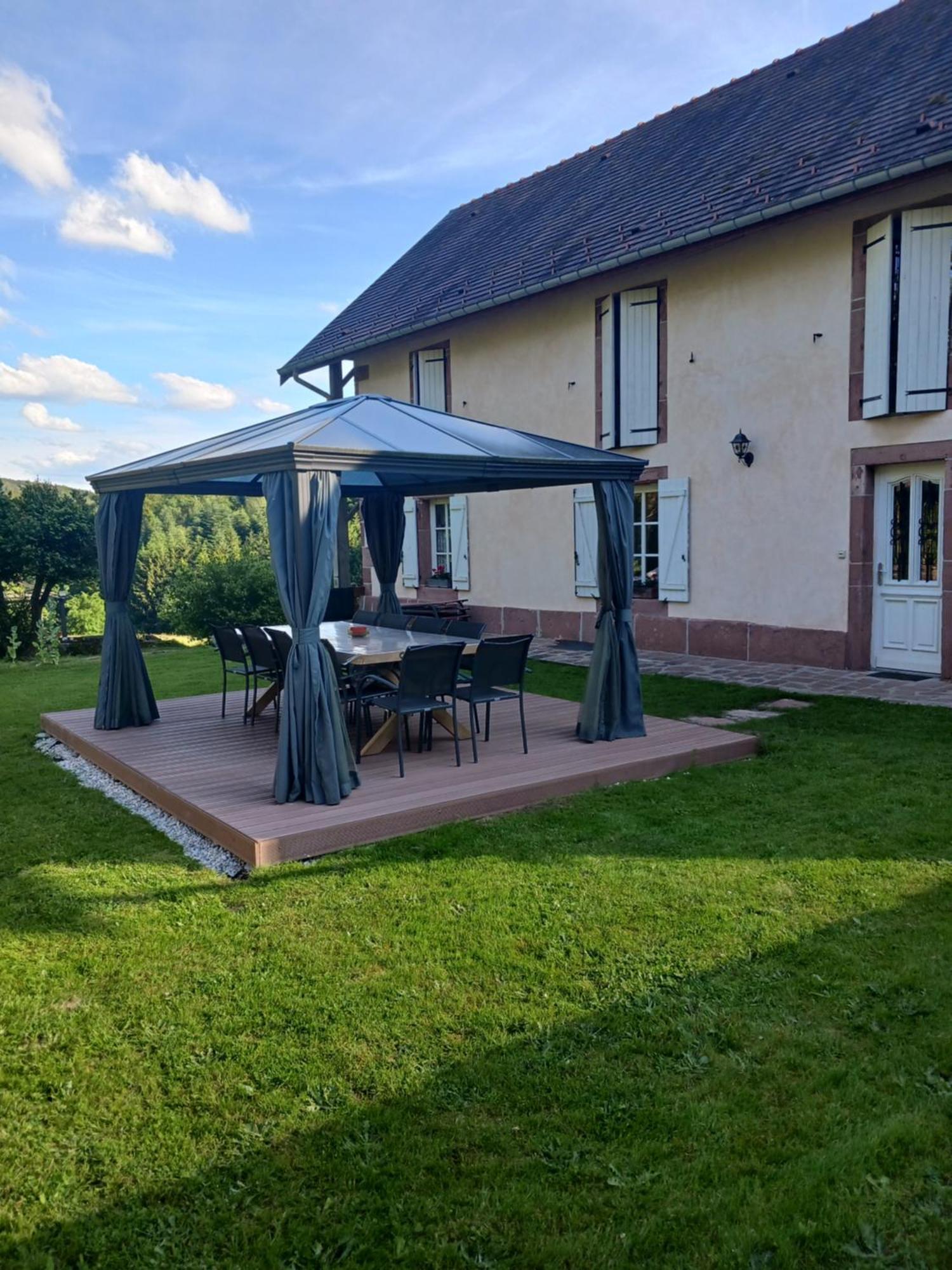 Les Accacias Bed and Breakfast Moyenmoutier Εξωτερικό φωτογραφία