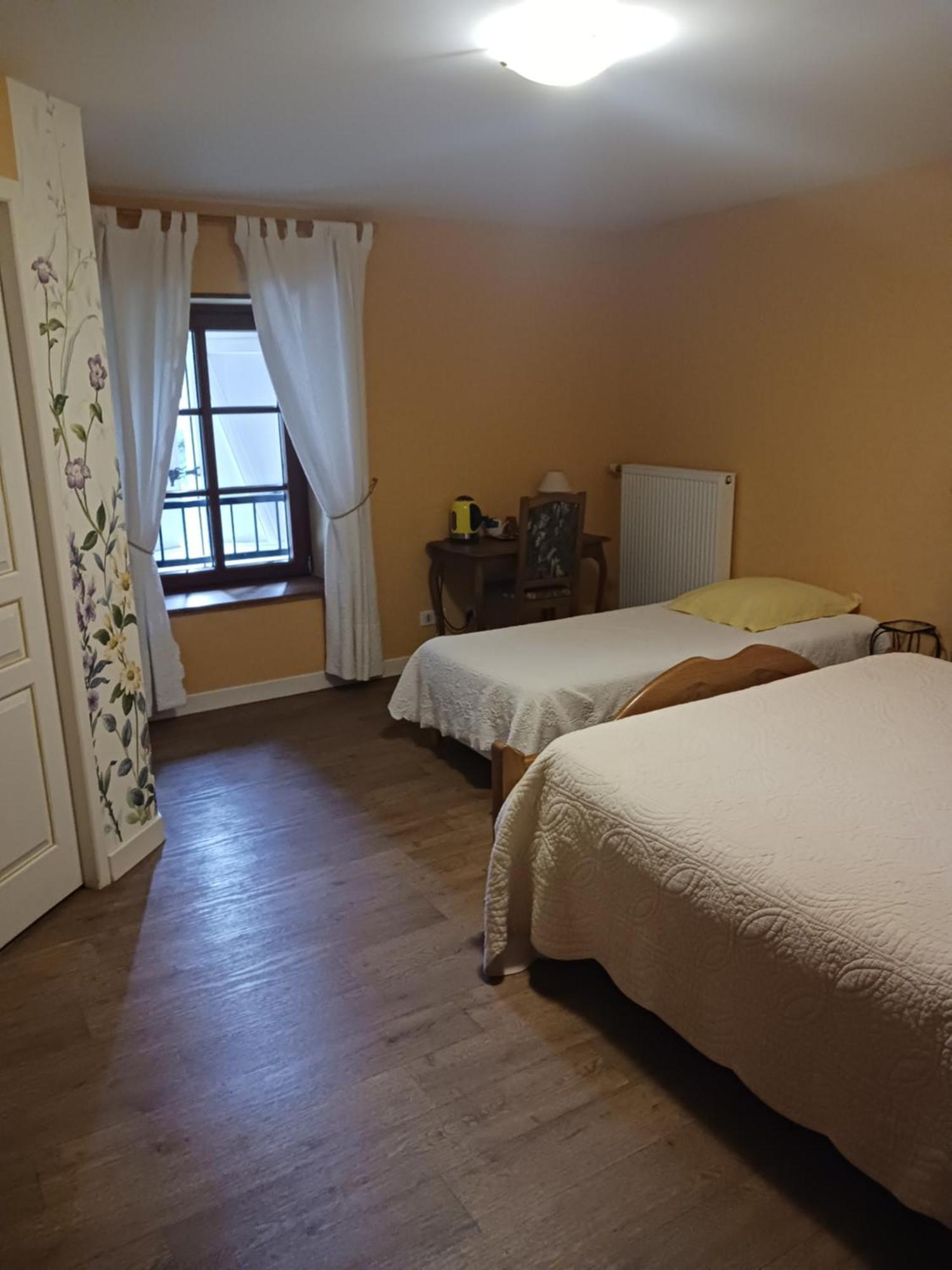 Les Accacias Bed and Breakfast Moyenmoutier Εξωτερικό φωτογραφία